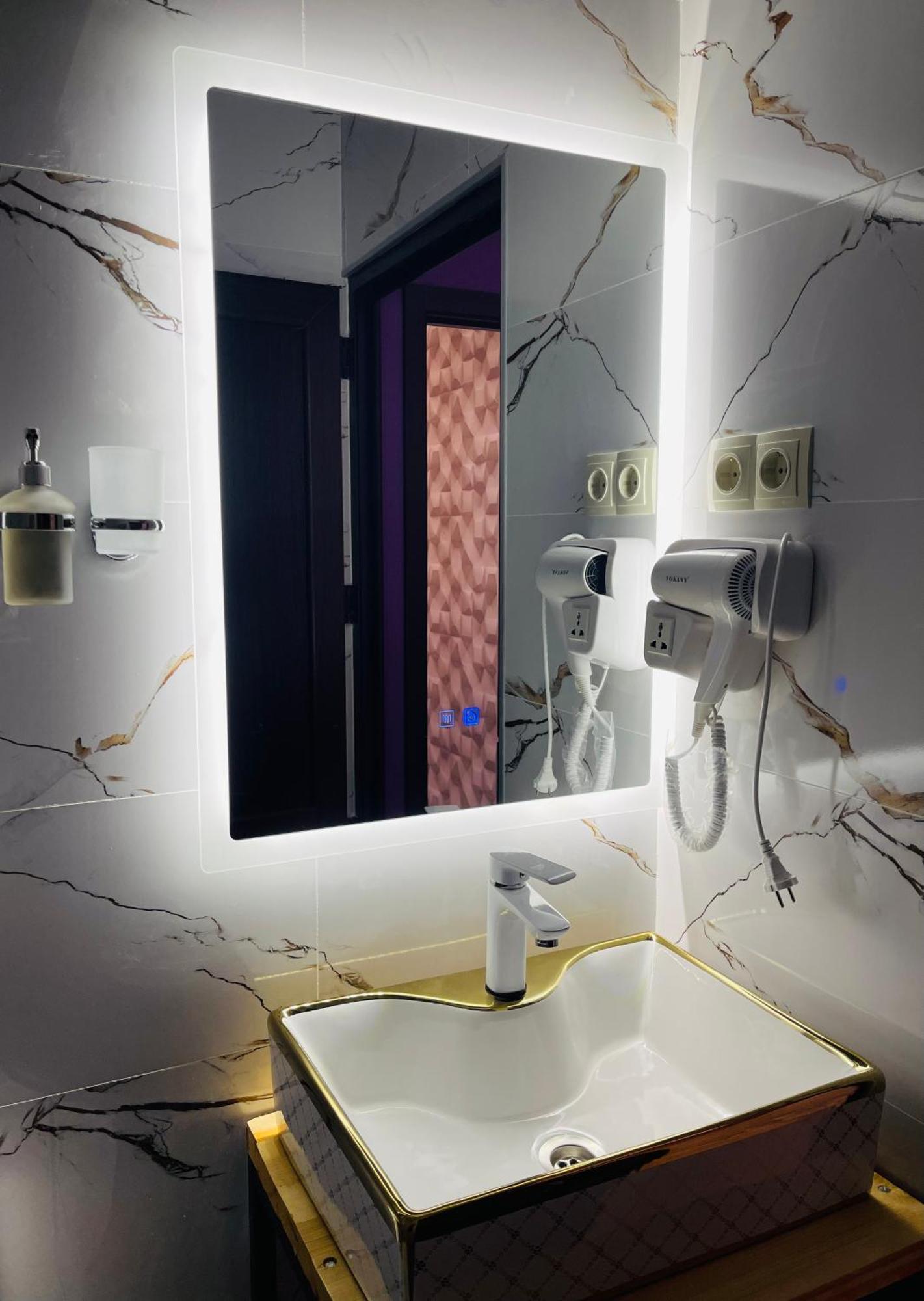 Sunny Guesthouse Kazbegi Εξωτερικό φωτογραφία